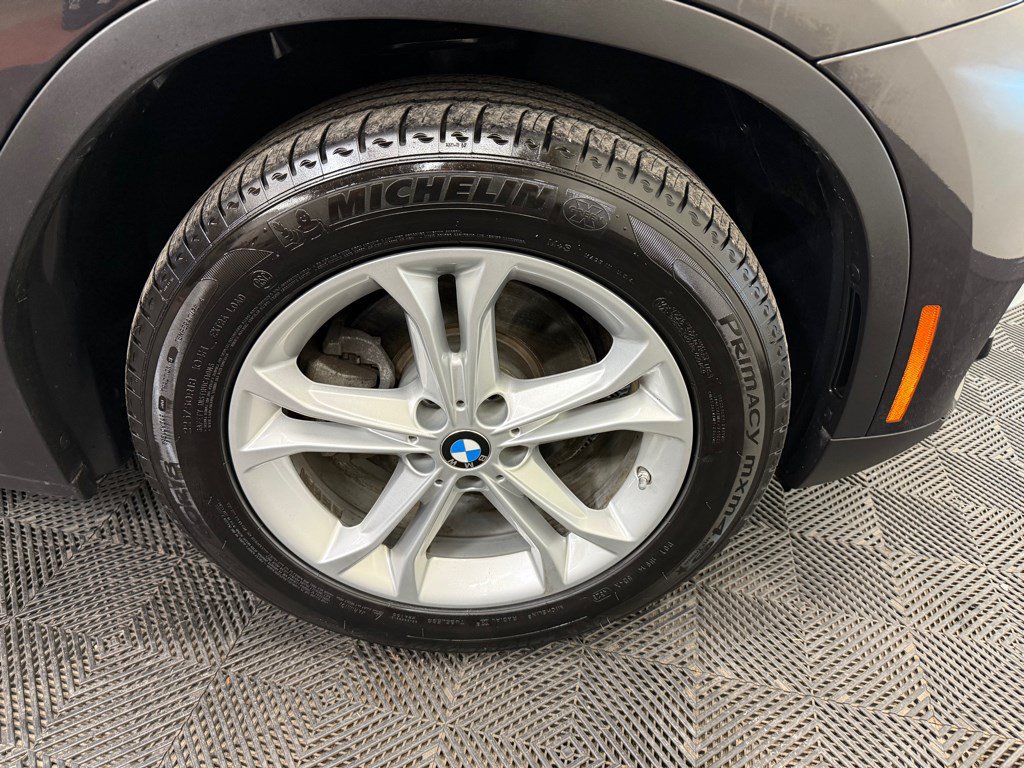 Used 2019 BMW X3 xDrive30i w/ Driving Assistance Package AWD/4WD image 16