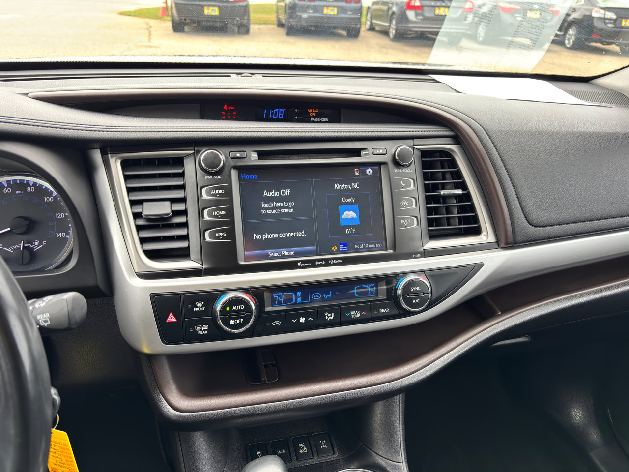 Used 2017 Toyota Highlander Plus image 15