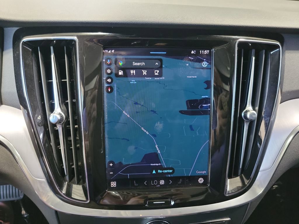 Used 2024 Volvo S60 B5 Core image 57