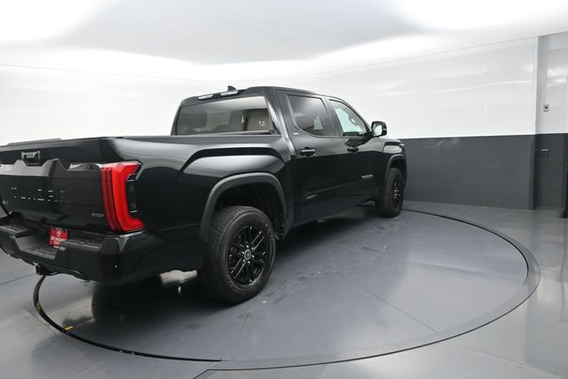 Used 2022 Toyota Tundra SR5 w/ Advanced Technology Package AWD/4WD image 12