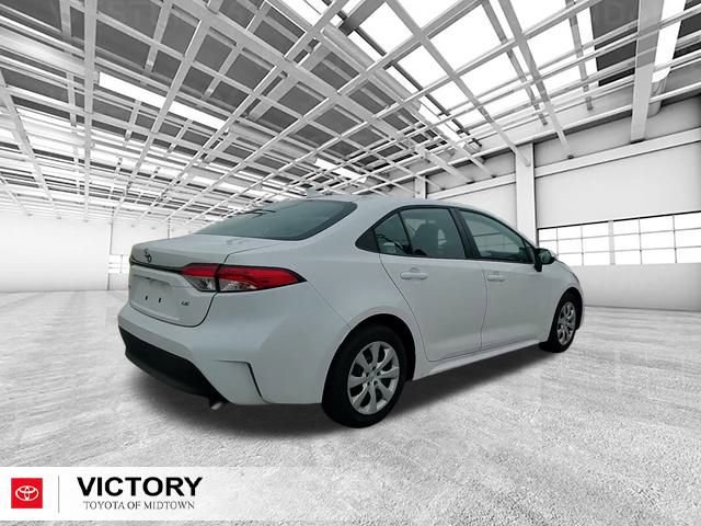 Certified 2025 Toyota Corolla LE image 3