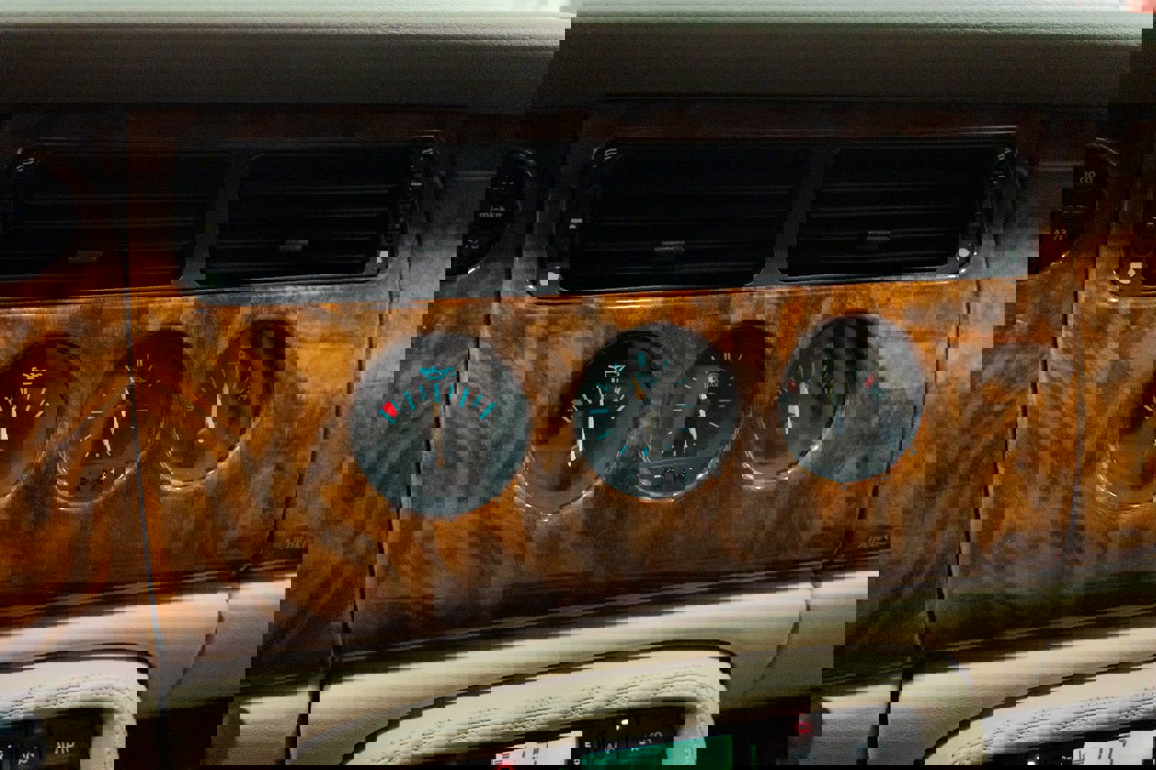 Used 1999 Jaguar XK8 Coupe image 28