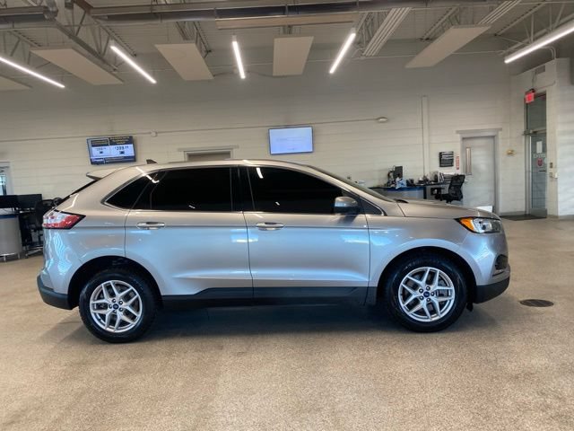 Used 2022 Ford Edge SEL AWD/4WD image 4