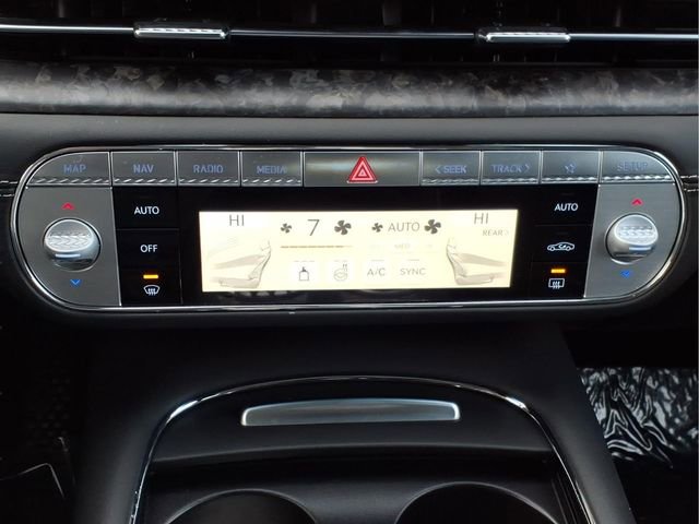 Used 2024 Genesis G90 3.5T image 22