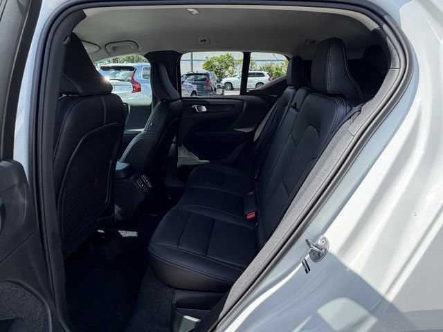 New 2026 Volvo XC40 B4 Core FWD image 14