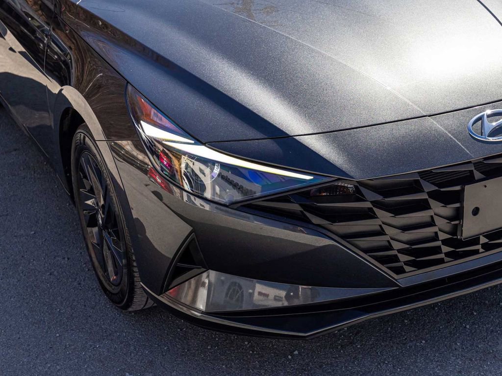 Used 2023 Hyundai Elantra SEL w/ Cargo Package image 35