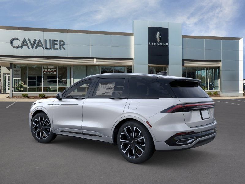 New 2026 Lincoln Nautilus Reserve image 4