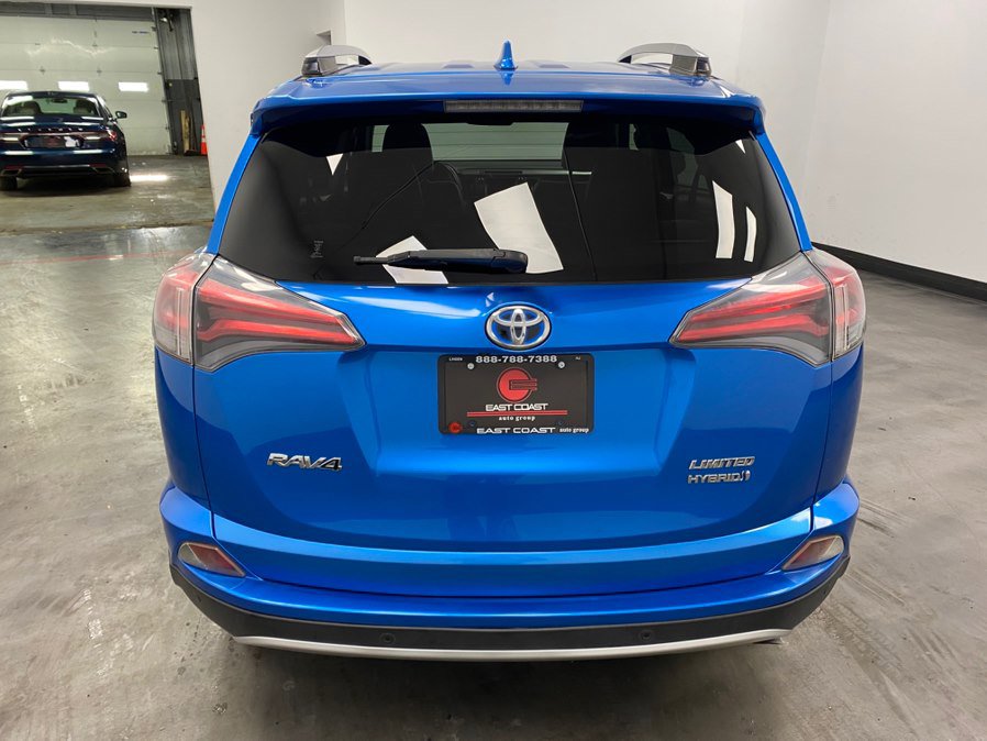 Used 2017 Toyota RAV4 Limited w/ Advanced Technology Package image 5