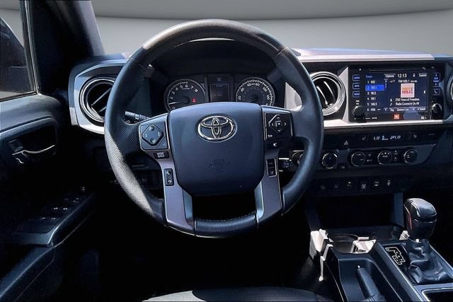 Used 2019 Toyota Tacoma TRD Pro AWD/4WD image 9