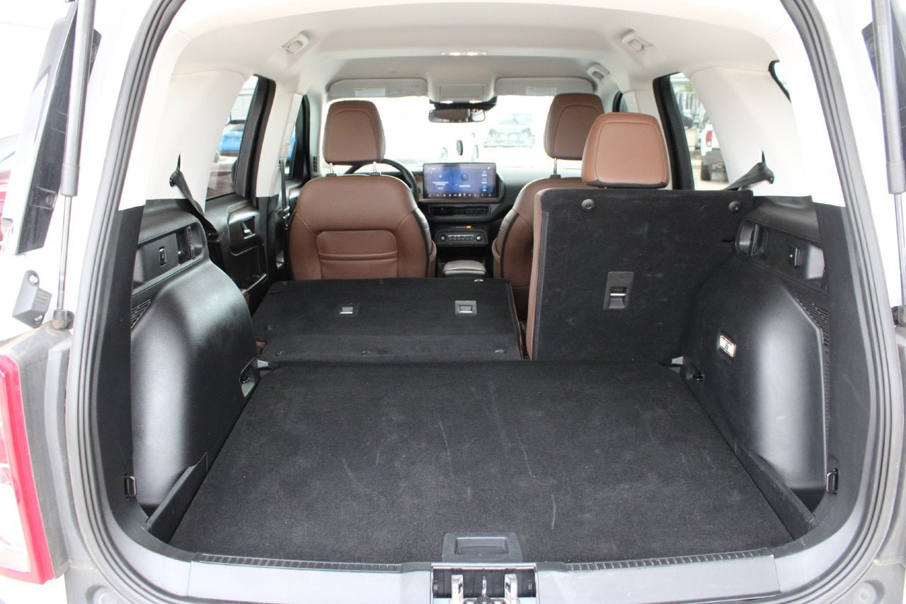 Used 2025 Ford Bronco Sport Outer Banks AWD/4WD image 6