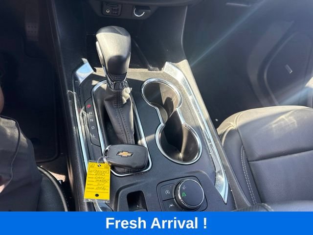 Used 2023 Chevrolet Traverse Premier FWD image 8