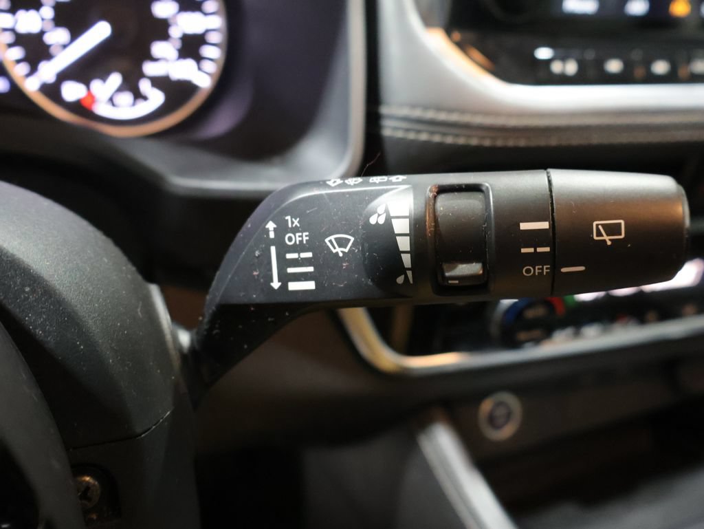 Used 2023 Nissan Rogue SL w/ SL Premium Package AWD/4WD image 34