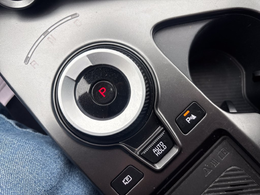 Certified 2023 Kia EV6 Wind AWD/4WD image 23