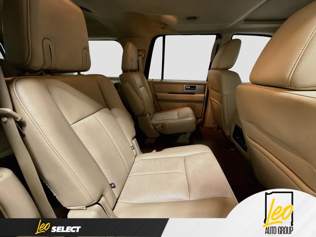 Used 2017 Ford Expedition EL Limited w/ Equipment Group 301A AWD/4WD image 32