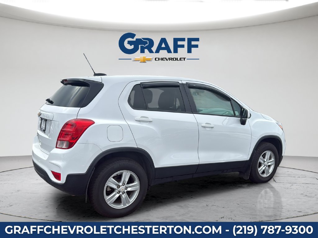 Used 2021 Chevrolet Trax LS w/ Tint and Cruise Package AWD/4WD image 15