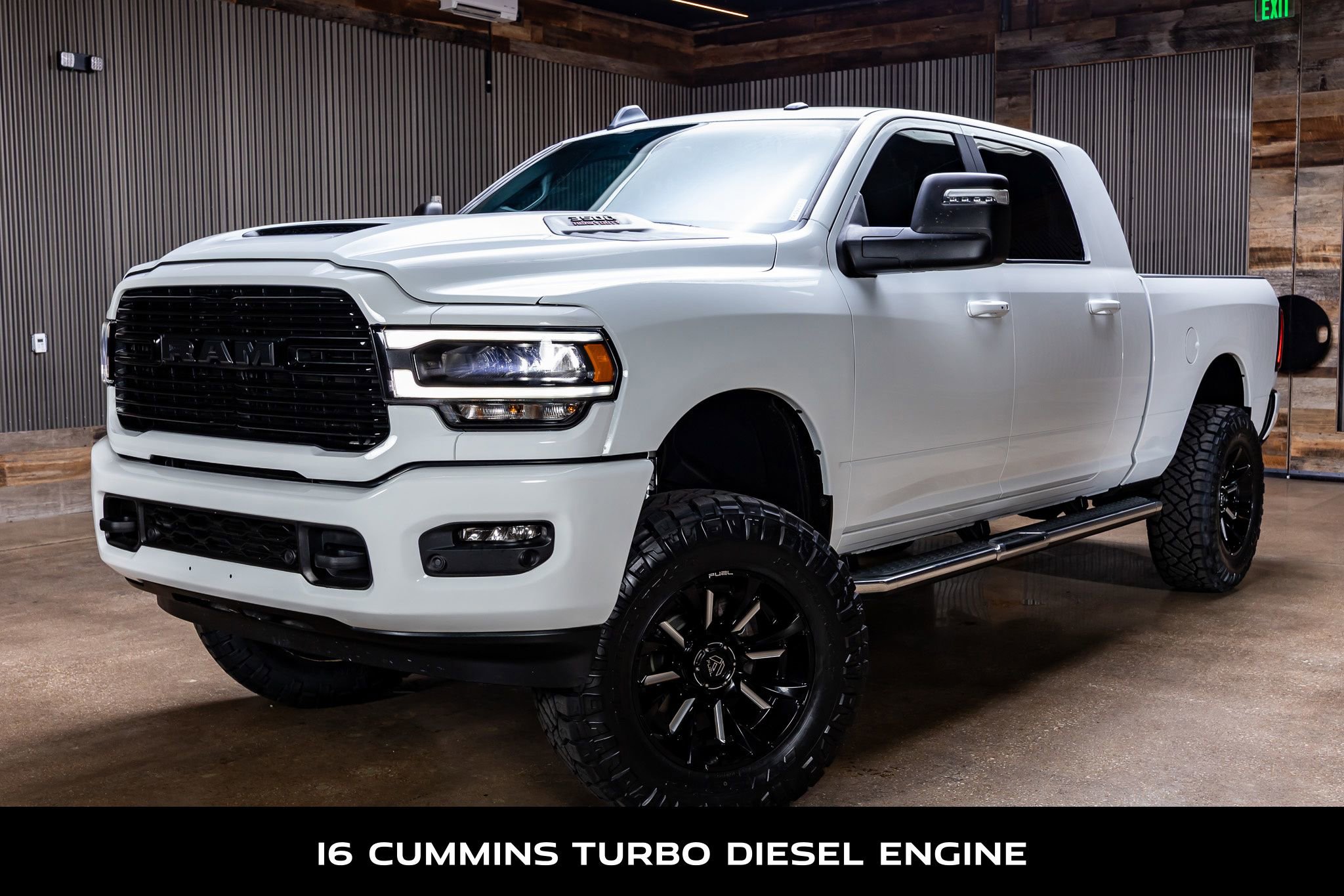 Used 2023 RAM 3500 Laramie AWD/4WD image 5