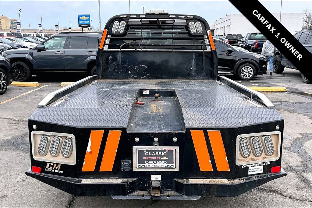 Used 2024 Chevrolet Silverado 3500 LT w/ Convenience Package image 7