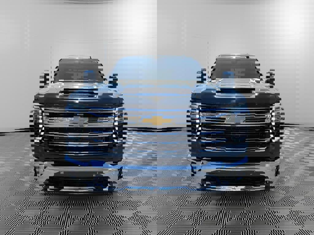 New 2026 Chevrolet Silverado 2500 LTZ w/ LTZ Convenience Package image 2