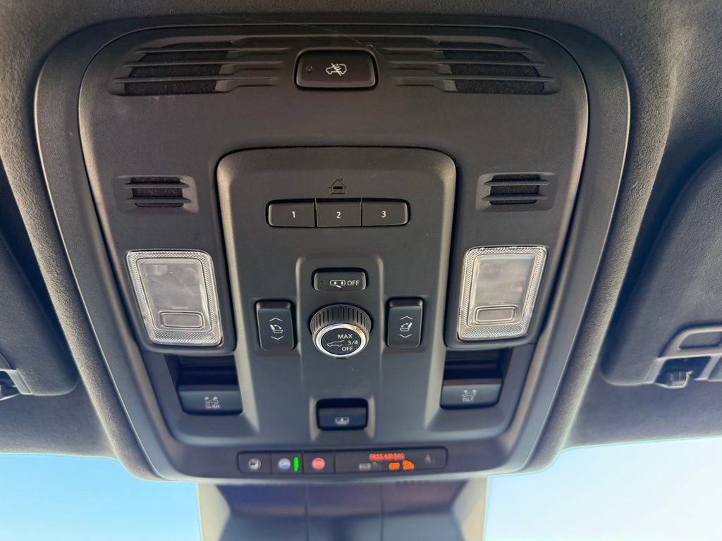 Used 2023 Cadillac Escalade V image 21