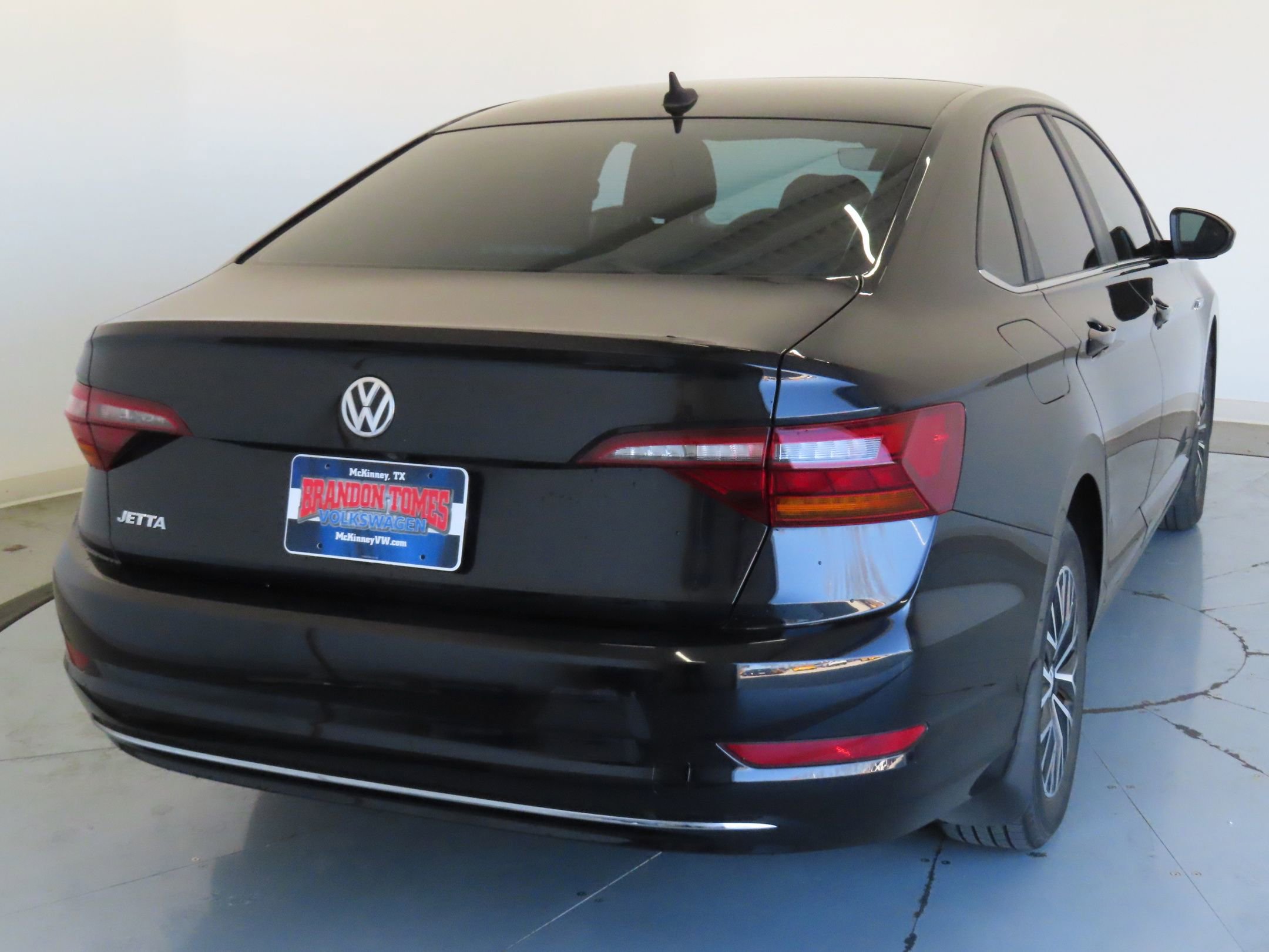Used 2019 Volkswagen Jetta SEL image 4