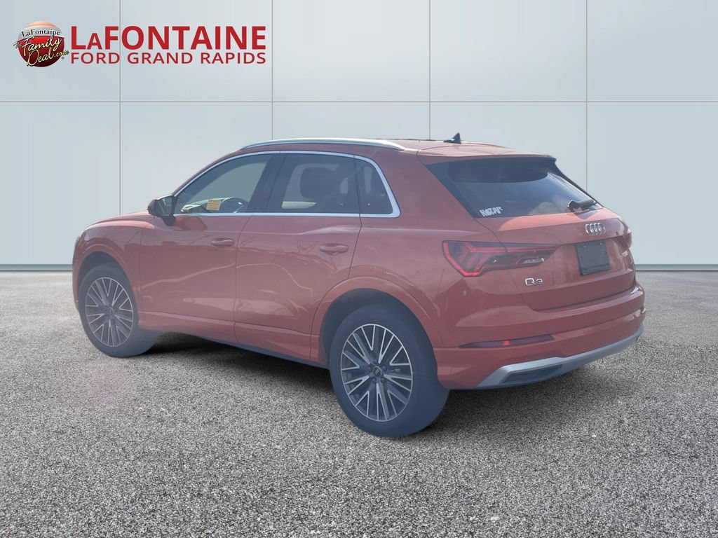 Used 2021 Audi Q3 2.0T Premium w/ Convenience Package AWD/4WD image 5