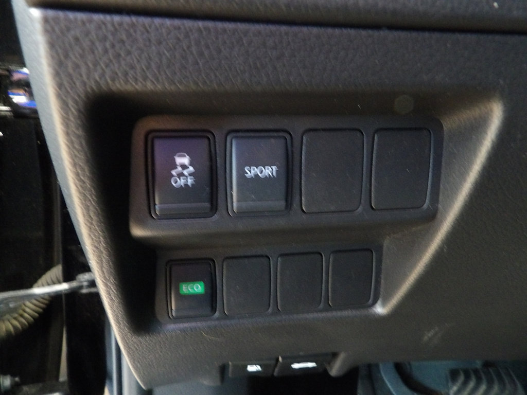 Used 2016 Nissan Rogue S FWD image 25