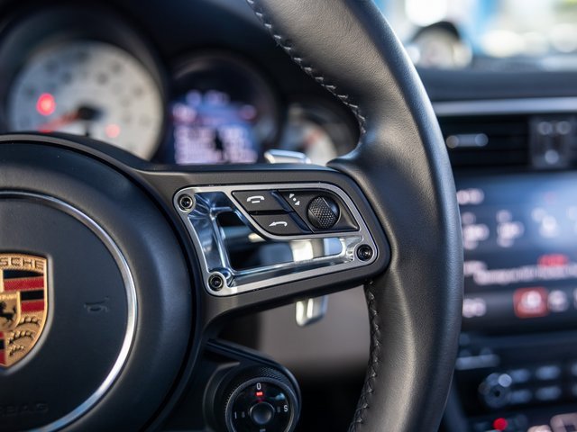 Used 2018 Porsche 911 Targa 4S image 25