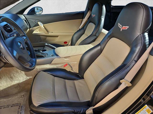 Used 2007 Chevrolet Corvette Coupe w/ Preferred Equipment Group RWD image 23