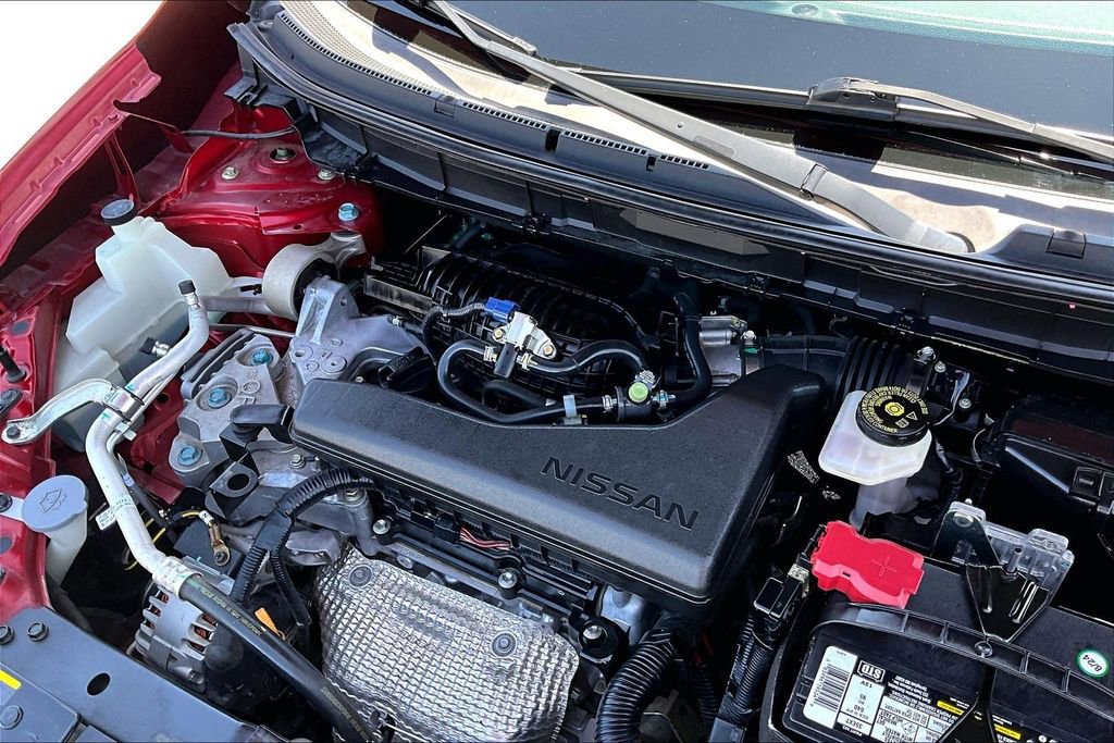 Used 2016 Nissan Rogue SV image 30