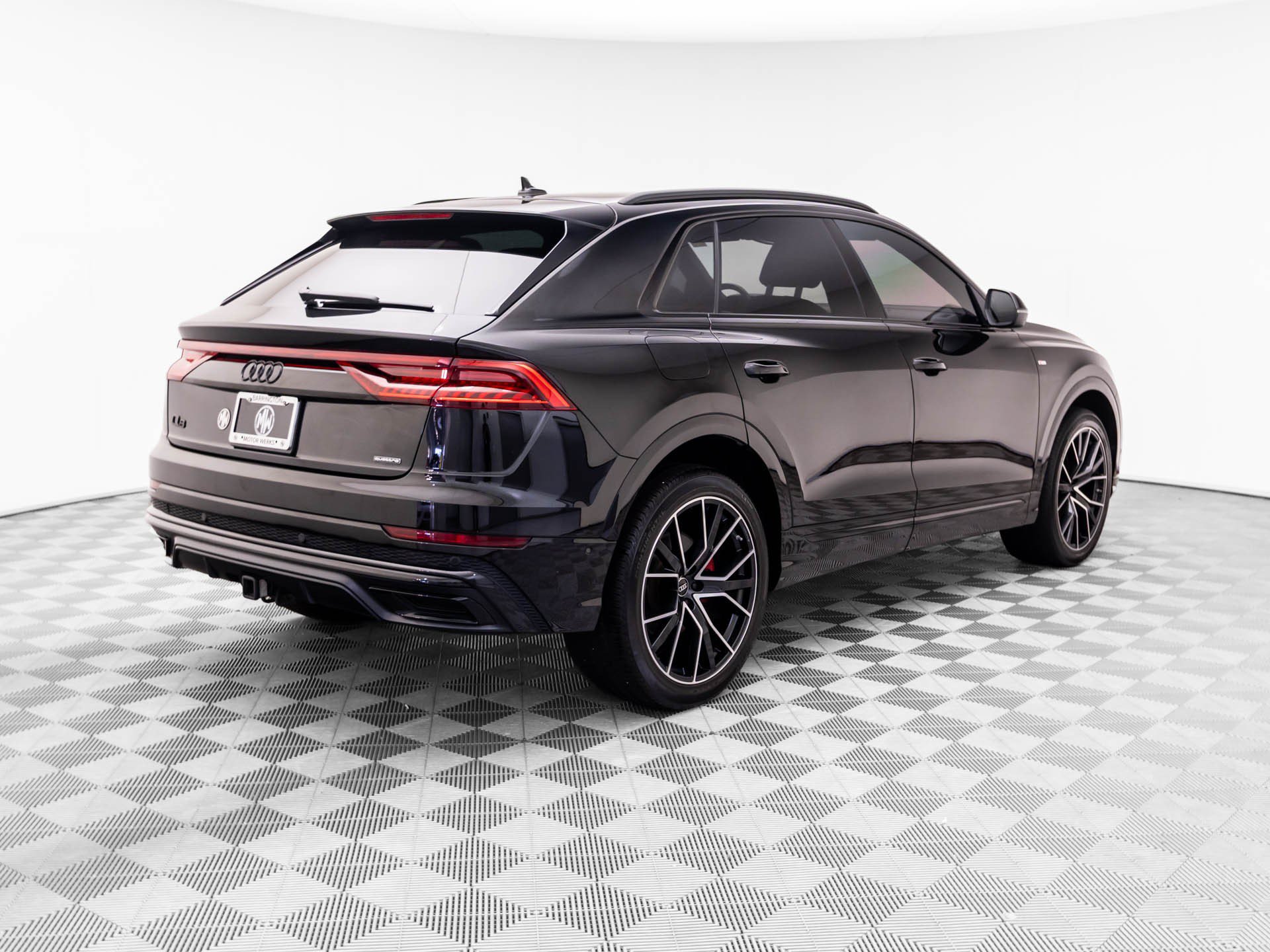 Used 2023 Audi Q8 Premium Plus AWD/4WD image 5