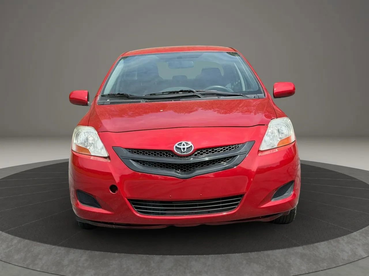 Used 2008 Toyota Yaris S FWD image 2