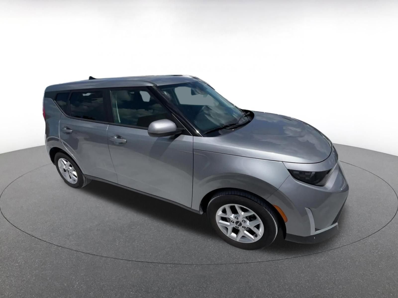 Used 2025 Kia Soul LX w/ LX Technology Package FWD video 2