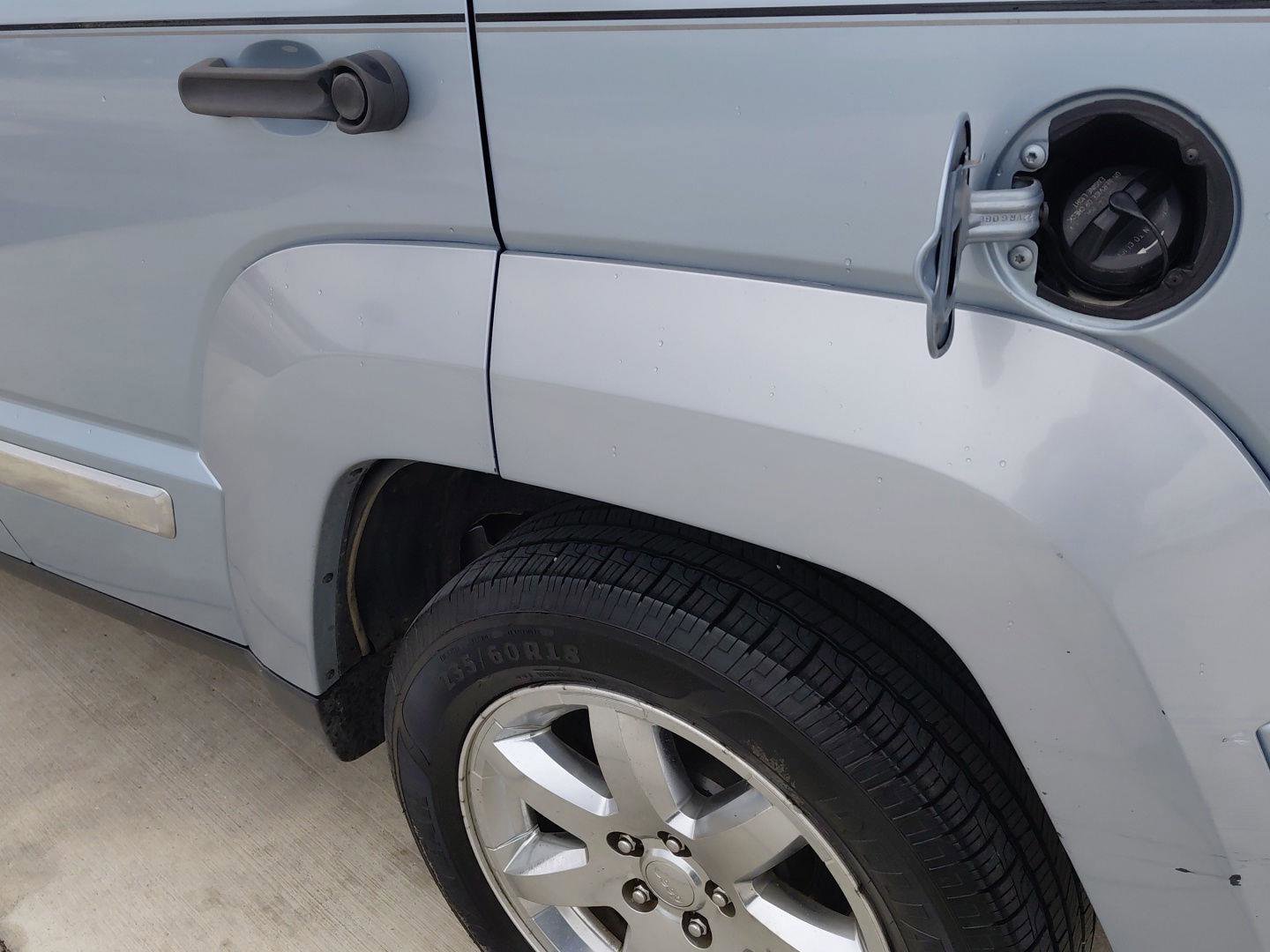 Used 2012 Jeep Liberty Sport AWD/4WD image 21