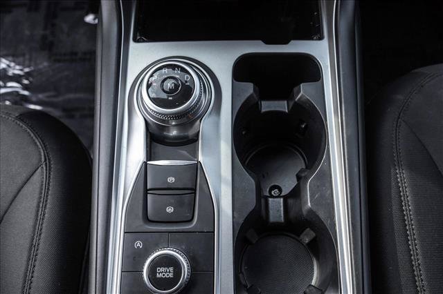 Used 2020 Ford Explorer XLT w/ Comfort Package AWD/4WD image 18