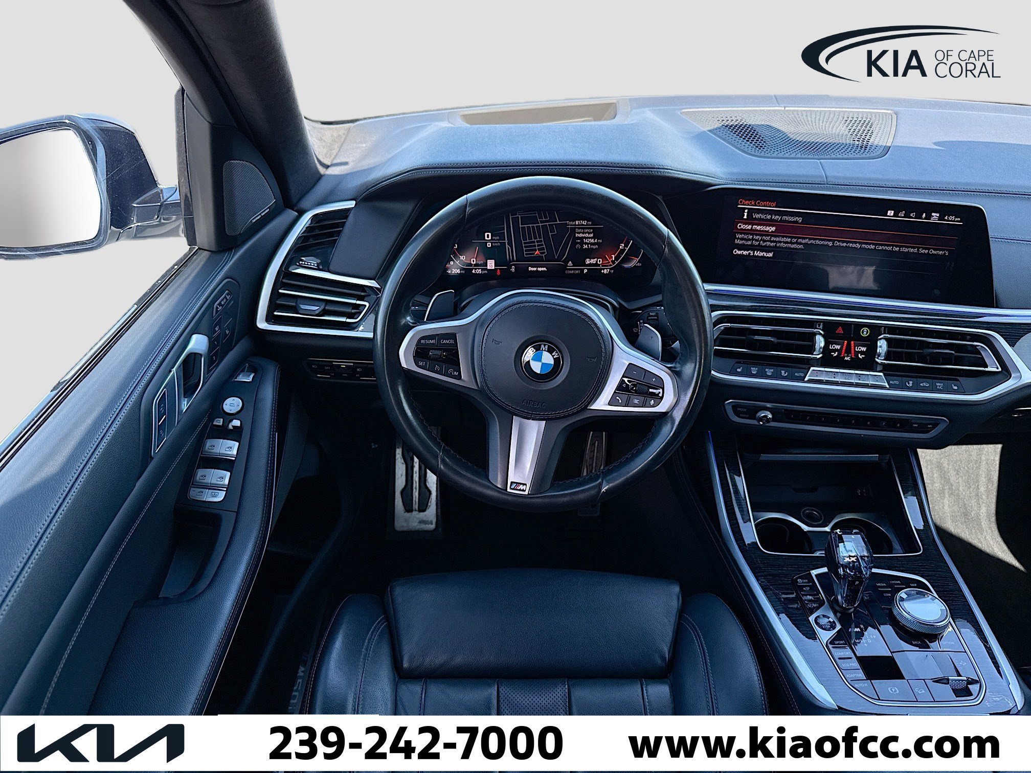 Used 2020 BMW X7 M50i w/ Executive Package image 17