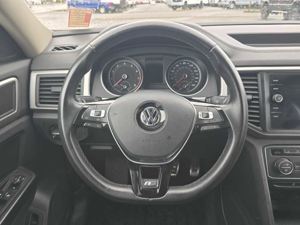 Used 2020 Volkswagen Atlas SE w/ Towing Package image 11