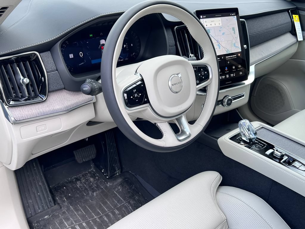 New 2026 Volvo XC90 B6 Ultra w/ Protection Package AWD/4WD image 16