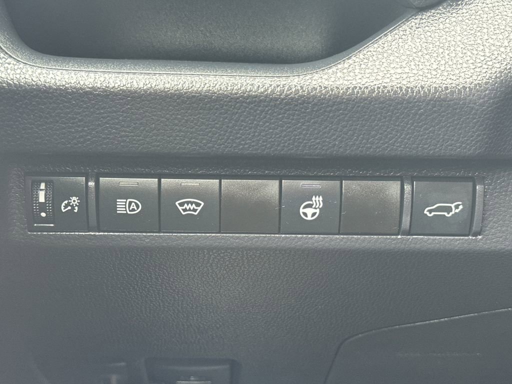 Used 2025 Toyota RAV4 XLE Premium w/ Weather Package AWD/4WD image 34