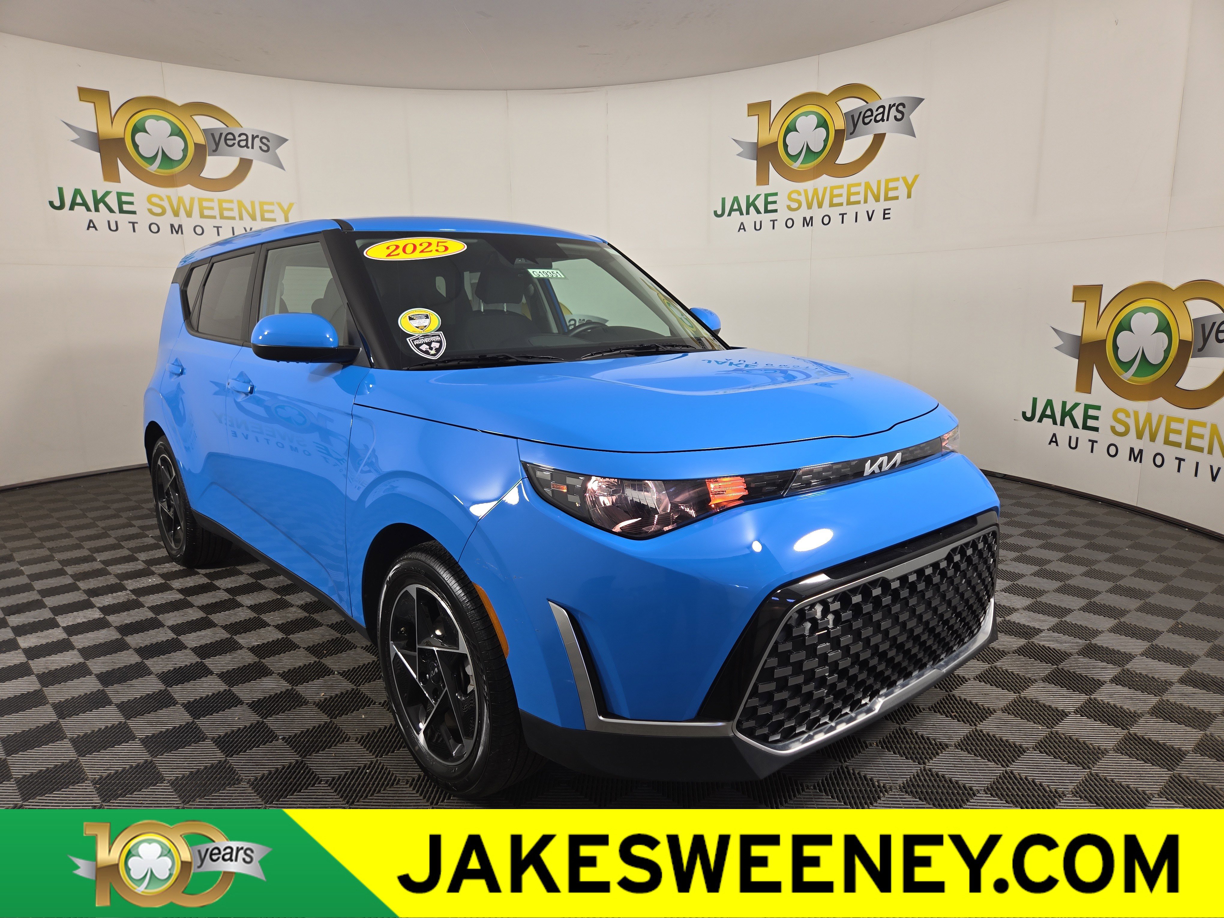Used 2025 Kia Soul EX image 1