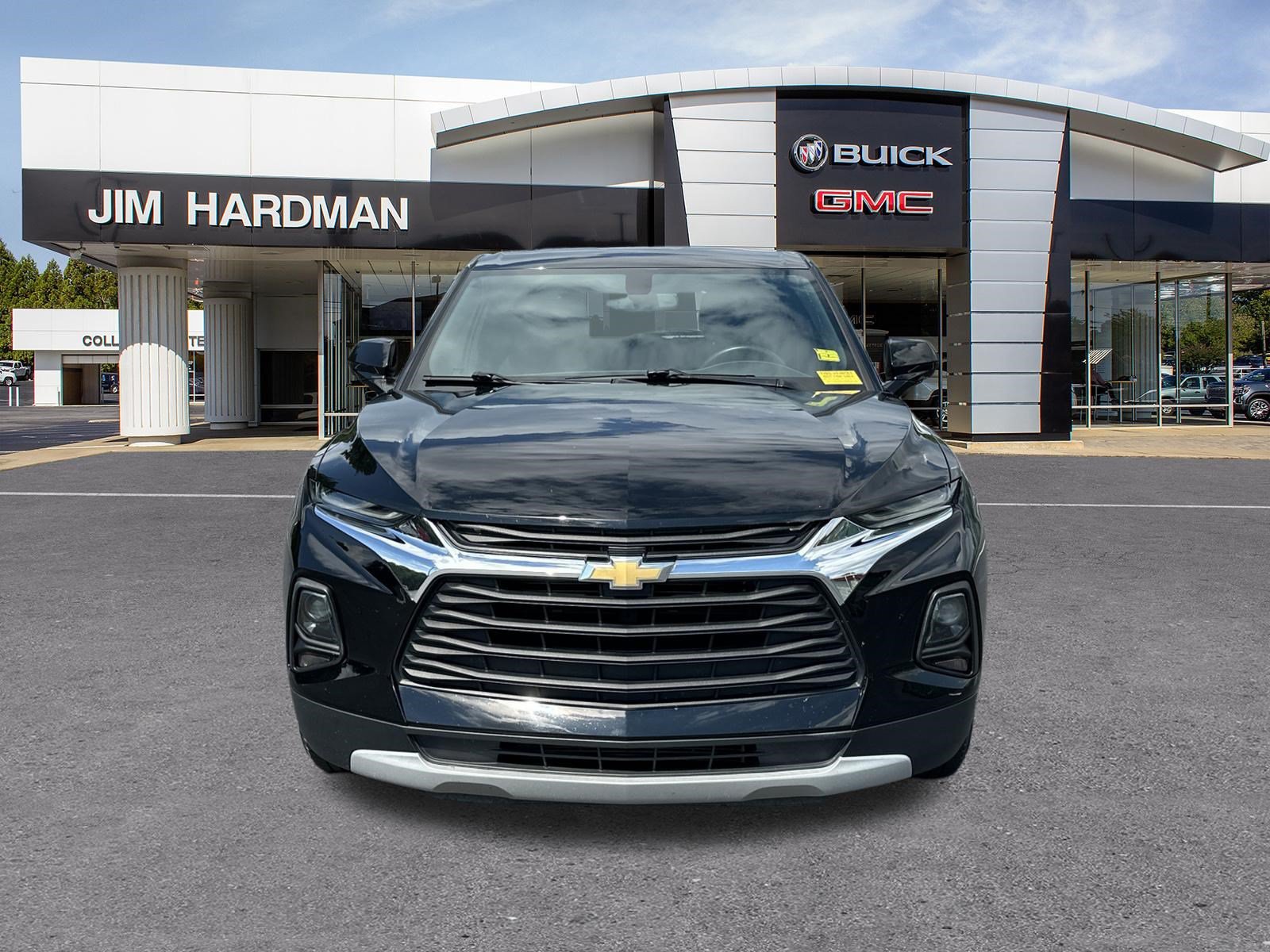 Used 2019 Chevrolet Blazer LT FWD image 2
