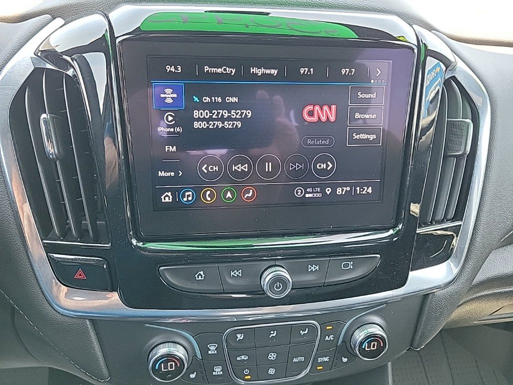 Used 2023 Chevrolet Traverse LT w/ LT Premium Package AWD/4WD image 16