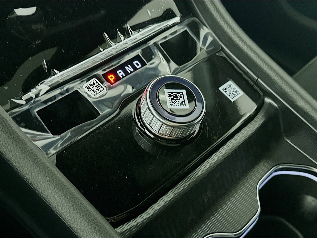 New 2025 Jeep Grand Cherokee Laredo X w/ Luxury Tech Group I image 12