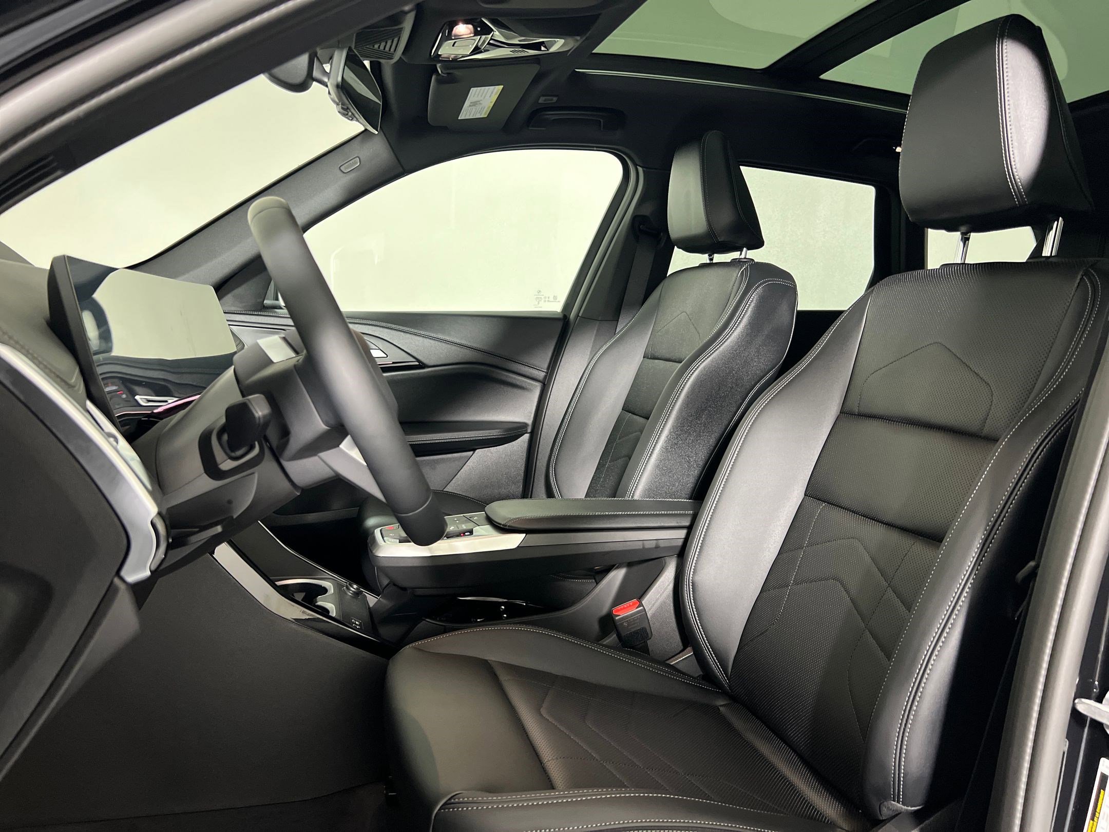 Used 2026 BMW X1 xDrive28i w/ Technology Package image 5