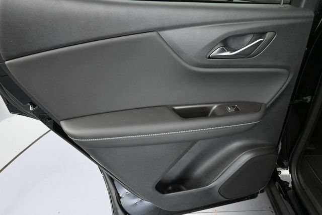 New 2026 Chevrolet Blazer LT w/ Midnight/Sport Edition FWD image 23