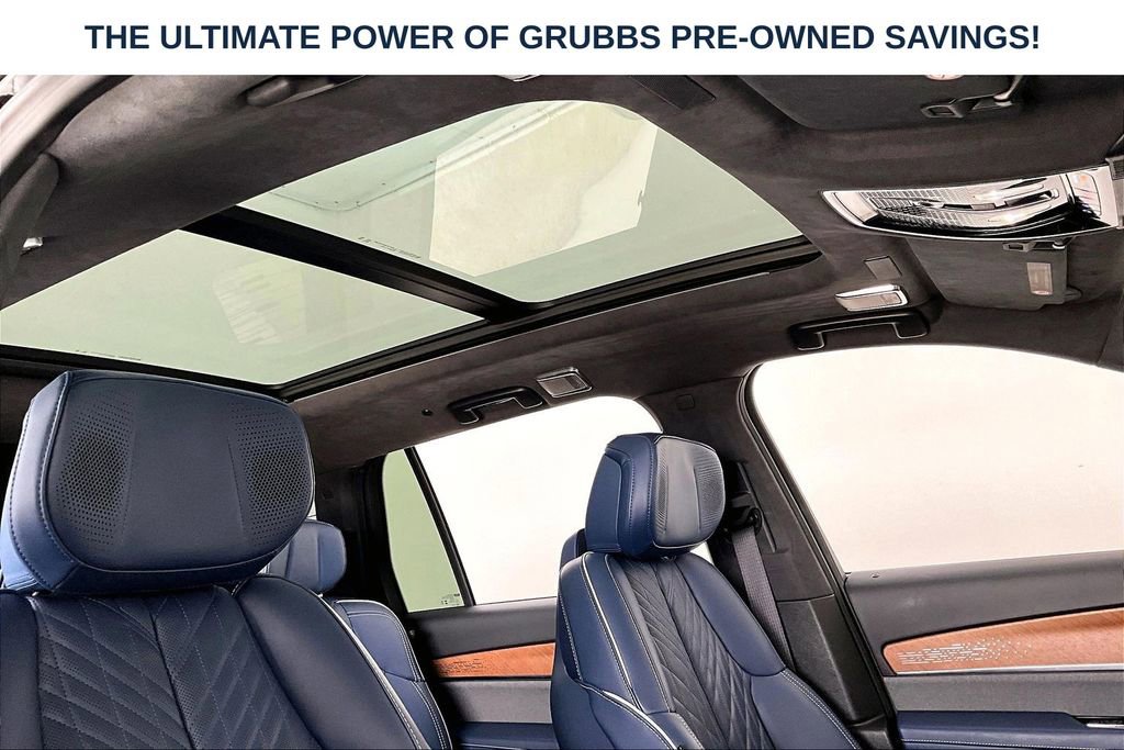 Used 2026 Cadillac Vistiq Premium Luxury w/ LPO, Floor Liner Package AWD/4WD image 23