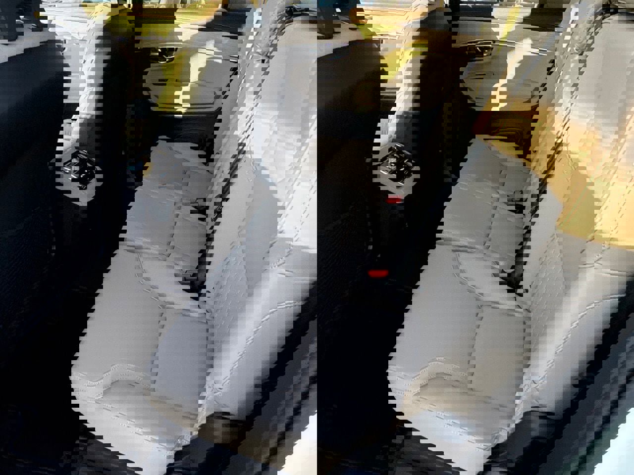 New 2026 Volvo XC90 B6 Plus image 21