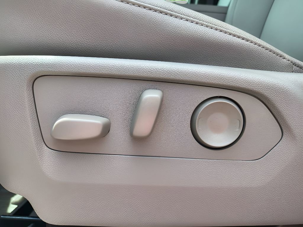 New 2025 Chevrolet Silverado 1500 LT Trail Boss w/ Convenience Package II image 17