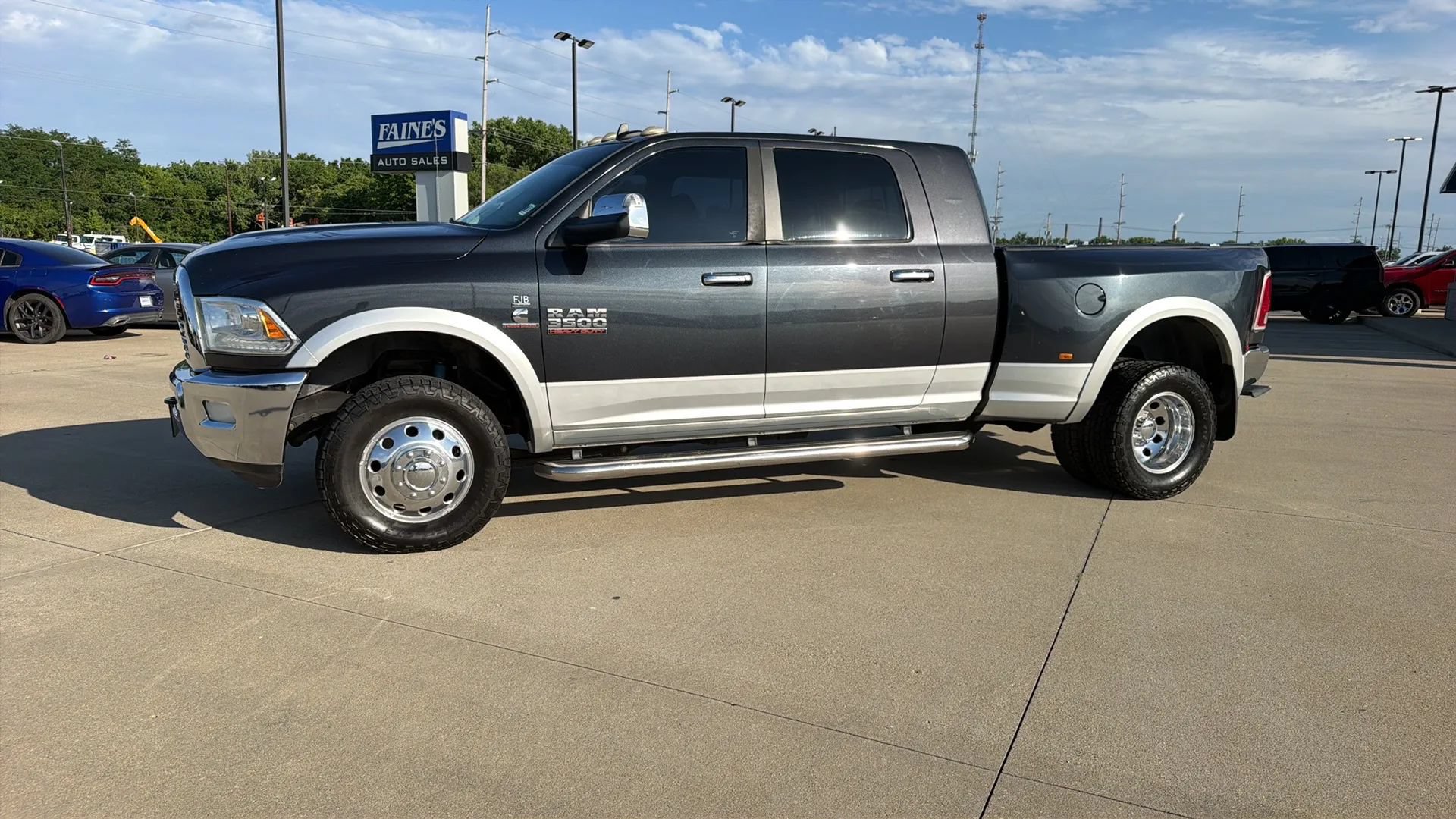 Used 2013 RAM 3500 Laramie AWD/4WD image 6