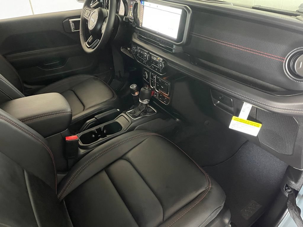 New 2026 Jeep Wrangler Unlimited Rubicon AWD/4WD image 12