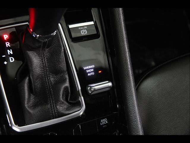 Used 2025 Jeep Compass Limited AWD/4WD image 16